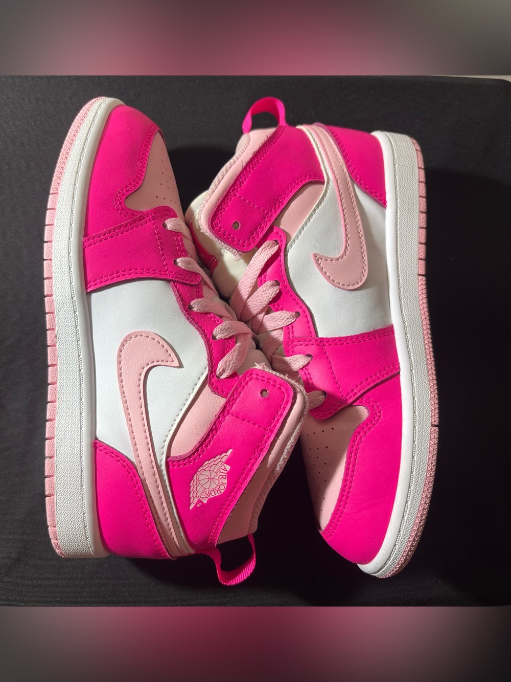 Air Jordan 1 Mid GS Fierce Pink GS Size 3Y